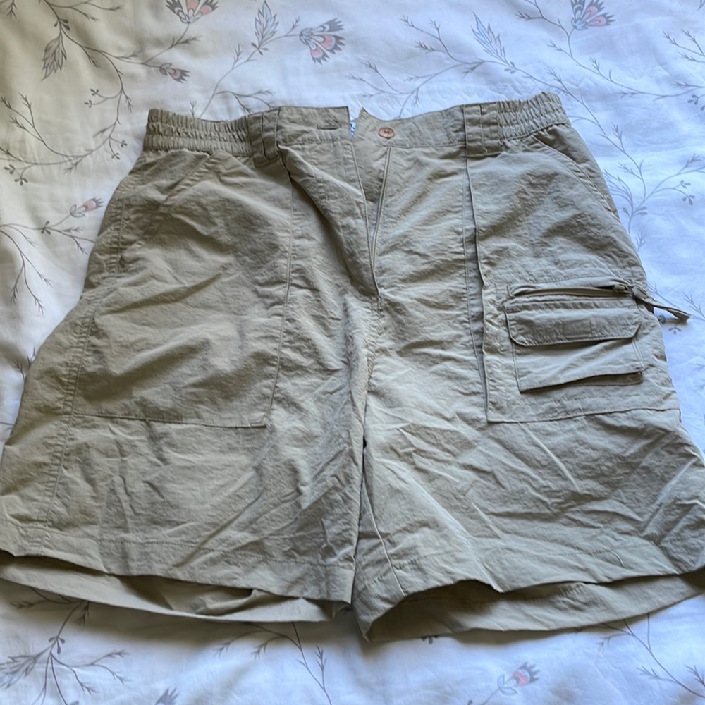 Women’s khaki shorts